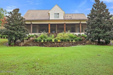 Amazing home on the 3rd fairway at Reunion. Spacious living room on Reunion Golf Club in Mississippi - for sale on GolfHomes.com, golf home, golf lot