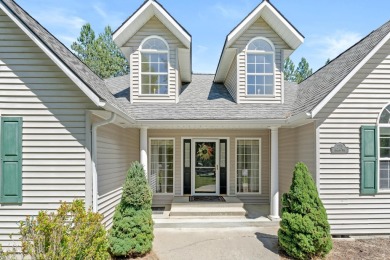 Motivated Sellers. Sitting right on the 5th green of the on Chewelah Golf and Country Club  in Washington - for sale on GolfHomes.com, golf home, golf lot