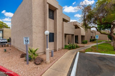 BRAND NEW FLOORING! QUARTZ COUNTERTOPS COMING SOON!
Welcome to on Dobson Ranch Municipal Golf Course in Arizona - for sale on GolfHomes.com, golf home, golf lot