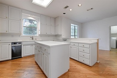 Wonderful Estate home in Cottonwood Valley. Located in beautiful on Four Seasons Resort and Club in Texas - for sale on GolfHomes.com, golf home, golf lot