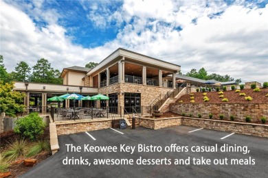 Welcome to 4 Hawser Court where ideal one-level living is found on Keowee Key Golf and Country Club in South Carolina - for sale on GolfHomes.com, golf home, golf lot