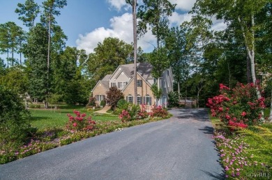 Stunning home in the sought after neighborhood of The Highlands on Highlands Golfers Club in Virginia - for sale on GolfHomes.com, golf home, golf lot