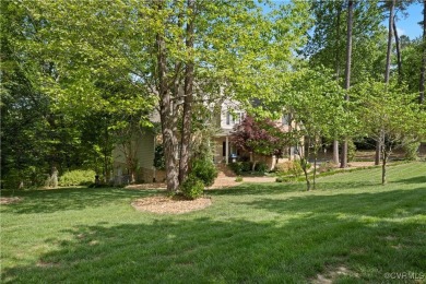 Stunning home in the sought after neighborhood of The Highlands on Highlands Golfers Club in Virginia - for sale on GolfHomes.com, golf home, golf lot