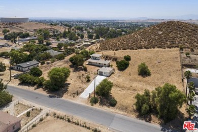 Back on the market as Buyer did not perform. Perched on the hill on Paradise Knolls Golf Course in California - for sale on GolfHomes.com, golf home, golf lot