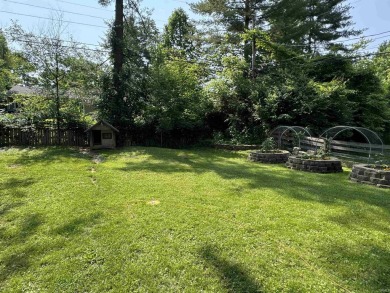 Great 3 bedroom home located near Cascades Golf Course with easy on Cascades Golf Course in Indiana - for sale on GolfHomes.com, golf home, golf lot