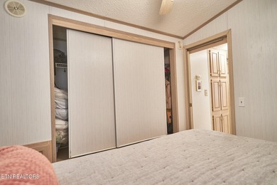 Adorable park model unit. Has been solely a vacation home since on Laurel Valley Golf Course in Tennessee - for sale on GolfHomes.com, golf home, golf lot