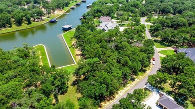This exceptional 1.853-acre estate lot offers 300 feet of on Pinnacle Golf and Boat Club in Texas - for sale on GolfHomes.com, golf home, golf lot