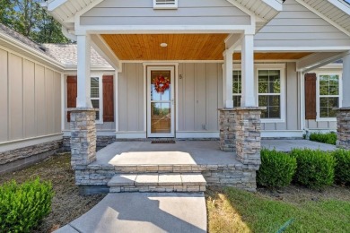 This charming home is ideally located just moments from Highway on Bella Vista Country Club - Kingswood in Arkansas - for sale on GolfHomes.com, golf home, golf lot
