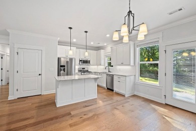 This charming home is ideally located just moments from Highway on Bella Vista Country Club - Kingswood in Arkansas - for sale on GolfHomes.com, golf home, golf lot
