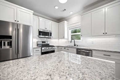 This charming home is ideally located just moments from Highway on Bella Vista Country Club - Kingswood in Arkansas - for sale on GolfHomes.com, golf home, golf lot