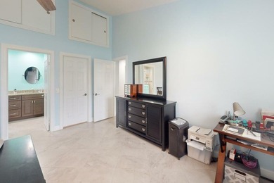 :Welcome to Gator Trace Golf & Country Club! Pride of ownership on Gator Trace Golf and Country Club in Florida - for sale on GolfHomes.com, golf home, golf lot