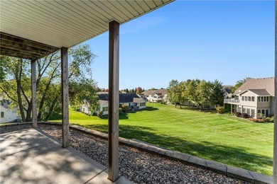 Absolutely amazing one-level living in The Wilds Golf Course on The Wilds Golf Club in Minnesota - for sale on GolfHomes.com, golf home, golf lot