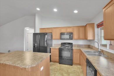 Welcome to this beautifully maintained rancher tucked into a on The Fairways at West Terrace in Washington - for sale on GolfHomes.com, golf home, golf lot