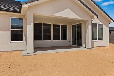 4 Car Garage, 2x6 exterior walls, fireplace with built-ins on Copper Rock Golf Course in Utah - for sale on GolfHomes.com, golf home, golf lot