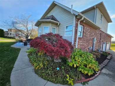 Custom built, predominantly brick 3 levels w/ almost 5k finished on Stonewolf Golf Club in Illinois - for sale on GolfHomes.com, golf home, golf lot