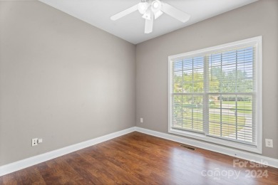 Move in Ready and cute as a button! All new flooring throughout on Lake Louise Golf Club in North Carolina - for sale on GolfHomes.com, golf home, golf lot