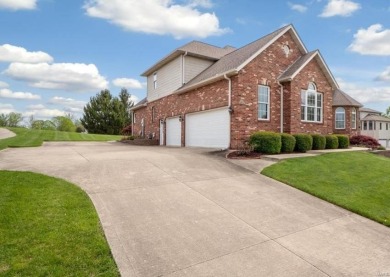 Custom built, predominantly brick 3 levels w/ almost 5k finished on Stonewolf Golf Club in Illinois - for sale on GolfHomes.com, golf home, golf lot