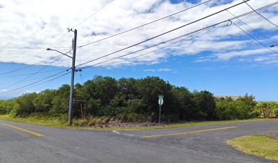 Imagine waking up each morning to breathtaking views of the vast on Discovery Harbour Golf Course in Hawaii - for sale on GolfHomes.com, golf home, golf lot