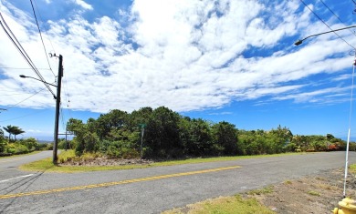 Imagine waking up each morning to breathtaking views of the vast on Discovery Harbour Golf Course in Hawaii - for sale on GolfHomes.com, golf home, golf lot