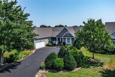 Meticulously maintained home located in desirable Hills Quarters on King Carter Golf Course in Virginia - for sale on GolfHomes.com, golf home, golf lot