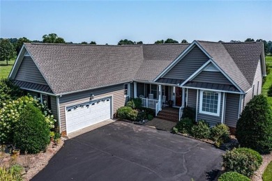 Meticulously maintained home located in desirable Hills Quarters on King Carter Golf Course in Virginia - for sale on GolfHomes.com, golf home, golf lot