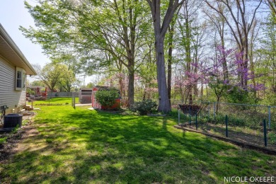 Welcome home! Your newly renovated 3 bedroom/ 2 bath home on The Pines Golf Course in Michigan - for sale on GolfHomes.com, golf home, golf lot