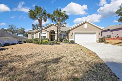 Welcome to this Beautifully maintained 2-bedroom, 2-bath home on Twisted Oaks Golf Club in Florida - for sale on GolfHomes.com, golf home, golf lot