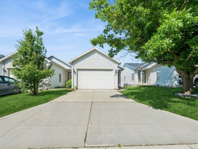 Ranch townhome that walks out to Deer Run Golf Course with 1440 on Deer Run Golf Club and DR in Iowa - for sale on GolfHomes.com, golf home, golf lot