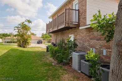 Spectacular 2 story house on Hunters Run Gulf Course! This large on El Rio Golf Course and Club in Florida - for sale on GolfHomes.com, golf home, golf lot