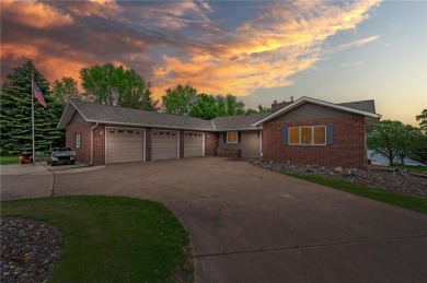 Welcome to Your Lakeside Retreat on North Center Lake, part of on Chisago Lakes Golf Course in Minnesota - for sale on GolfHomes.com, golf home, golf lot