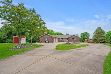 Welcome to Your Lakeside Retreat on North Center Lake, part of on Chisago Lakes Golf Course in Minnesota - for sale on GolfHomes.com, golf home, golf lot