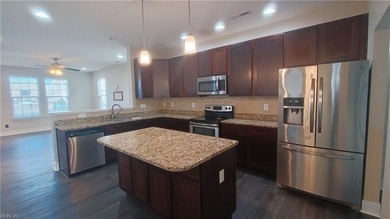 Spacious four-bedroom traditional home in the New Port at on Bide-A-Wee Golf Course in Virginia - for sale on GolfHomes.com, golf home, golf lot