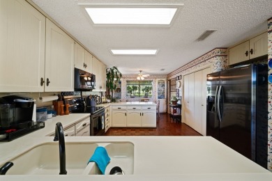 Welcome to this beautifully appointed one-story townhome located on Riverhill Country Club in Texas - for sale on GolfHomes.com, golf home, golf lot