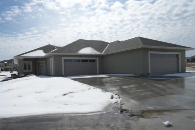 NEW CONSTRUCTION TWIN HOME. 2 BED, 2 BATH. 1400 SQUARE FEET on Sioux Golf and Country Club in Iowa - for sale on GolfHomes.com, golf home, golf lot