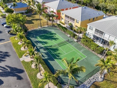 Ground floor 3BR/2BA/1CG condo in gated Punta Gorda Isles on Saint Andrews South Golf Club in Florida - for sale on GolfHomes.com, golf home, golf lot