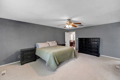 STUNNING GREEN TREE COUNTRY CLUB HOME ON TEE BOX #5 WITH GOLF on Green Tree Country Club in Texas - for sale on GolfHomes.com, golf home, golf lot