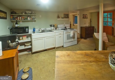 Very cozy, private 3/2.5 home.  Open floor plan.  Recently on Rabun Golf Club in Georgia - for sale on GolfHomes.com, golf home, golf lot