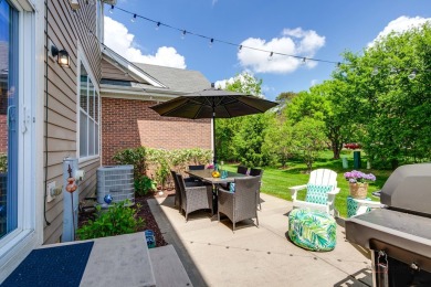 Exquisite semi-custom Cypress model townhome in the desirable on Palatine Hills Golf Course in Illinois - for sale on GolfHomes.com, golf home, golf lot