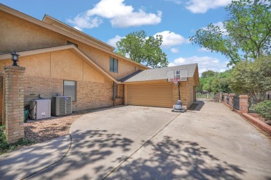 STUNNING GREEN TREE COUNTRY CLUB HOME ON TEE BOX #5 WITH GOLF on Green Tree Country Club in Texas - for sale on GolfHomes.com, golf home, golf lot