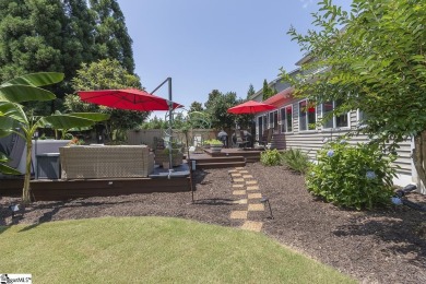 Come experience all the beauty that Lake Hartwell has to offer on Stone Creek Cove Golf Course in South Carolina - for sale on GolfHomes.com, golf home, golf lot