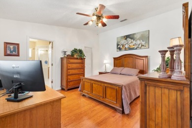 Welcome to the good life in the Beautiful, fun-filled 55+ Gated on The Links of Spruce Creek in Florida - for sale on GolfHomes.com, golf home, golf lot