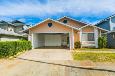 Charming Single-Level Home with Endless Potential - Discover a on Coral Creek Golf Course in Hawaii - for sale on GolfHomes.com, golf home, golf lot
