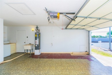 Charming Single-Level Home with Endless Potential - Discover a on Coral Creek Golf Course in Hawaii - for sale on GolfHomes.com, golf home, golf lot