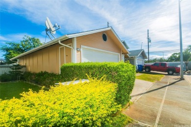 Charming Single-Level Home with Endless Potential - Discover a on Coral Creek Golf Course in Hawaii - for sale on GolfHomes.com, golf home, golf lot
