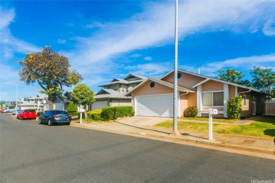 Charming Single-Level Home with Endless Potential - Discover a on Coral Creek Golf Course in Hawaii - for sale on GolfHomes.com, golf home, golf lot