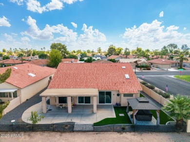 Beautiful golf course home in adult community with vaulted on Cottonwood Country Club in Arizona - for sale on GolfHomes.com, golf home, golf lot