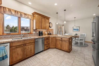 Absolutely beautiful, quality built home in prestigious on Cedaredge Golf Course in Colorado - for sale on GolfHomes.com, golf home, golf lot