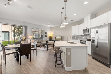 Gorgeous end-unit townhome with 3 spacious bedrooms, 2.5 on Eagle Creek Golf Club in Florida - for sale on GolfHomes.com, golf home, golf lot