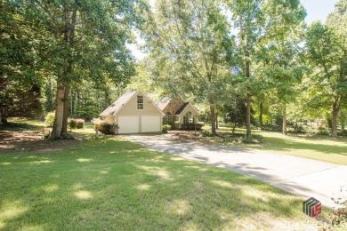 This warm & welcoming 3 bedroom/2 bathroom ranch home is nestled on Bear Creek Golf Club Inc in Georgia - for sale on GolfHomes.com, golf home, golf lot