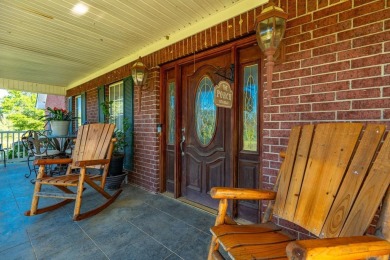 What a deal for this bundle! 4 bed, 3.5 bath, 2,911 sq ft. home on Glenwood Country Club in Arkansas - for sale on GolfHomes.com, golf home, golf lot